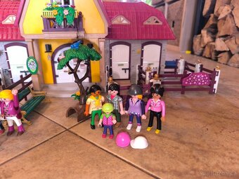 Playmobil 5221 koňská stáj - 2