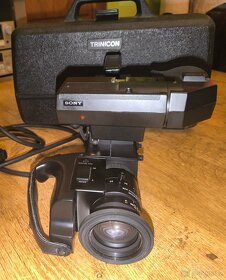 Videokamera Sony Trinicon Hvc 4000,Betamax, originální kufr - 2
