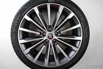 Škoda Superb - Originání 19" alu kola - Letní pneu - 2