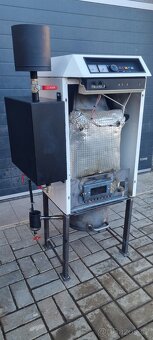 Kotel na vyjety olej 25kw teplovodní - 2