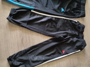 Adidas tepláky vel.116- 128 - 2