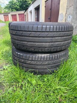 Prodám pneu letní 235/55 R17 - 2
