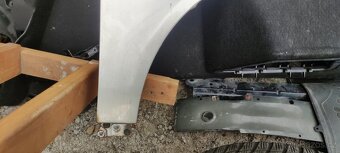 Blatník LY7W Audi A4 b7 PP - 2