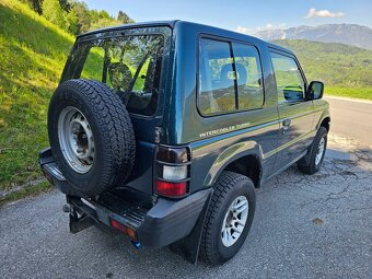 Mitsubishi Pajero 2.5 - 2