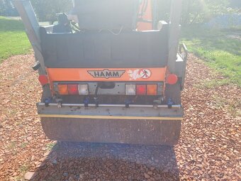 válec Hamm HD 12 - 2