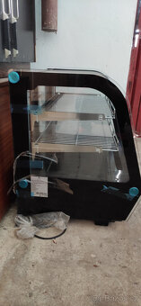 Chladící vitrína 120l - 2