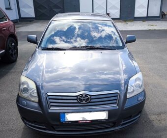 Avensis - 2