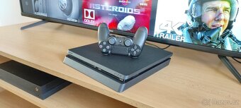 PS4 slim 500GB + hra GTA5 - 2