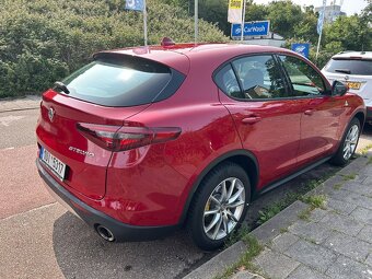 Alfa Romeo Stelvio - 2