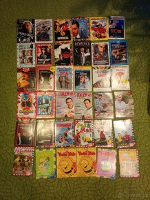 Prodám směs Mix DVD filmů nepoškozené - 2