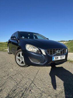 Volvo V60 D3 120kw manuál 2011 - 2