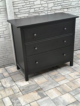 Prodám komodu IKEA HEMNES - 2