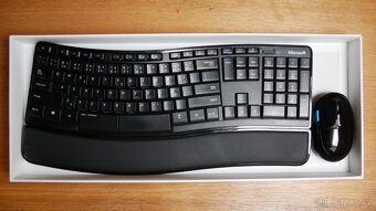 klávesnice a myš Microsoft Sculpt Comfort Desktop CZ/SK - 2
