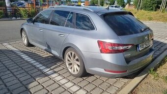 Škoda Superb 2017 - 2