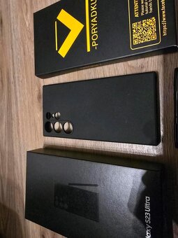 Samsung Galaxy S23 Ultra 256 GB + příslušenství - 2