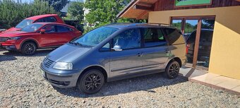 Volkswagen Sharan 2.0 TDI SPORT 7-SEDADEL - 2