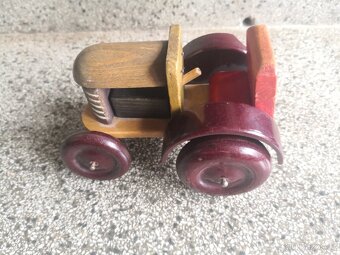 Starý traktůrek - 2