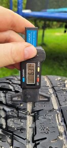 Zimní pneu 265/65/17 DOT 0520 Nokian - 2