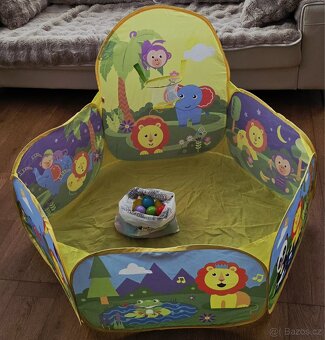 Ohrádka pro děti s míčky Fisher-Price - 2