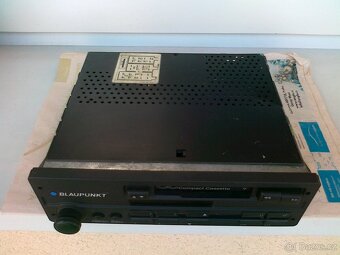 Prodám autorádio BLAUPUNKT-- - 2