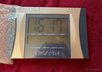 LCD digitální nástěnné hodiny - 2