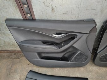 Tapeci Hyundai ix20 - 2