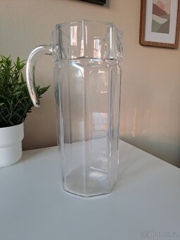 Skleněný džbán - 2