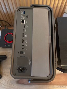 Led projektor Viewsonic x10 - 4K - 2