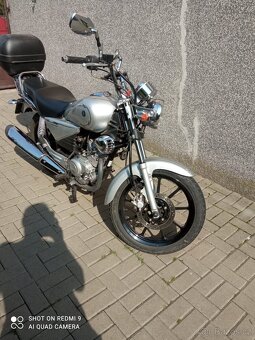 Yamaha YBR 125 CUSTOM - 2