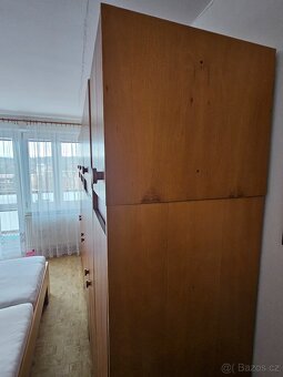 Skříňová stěna - 2