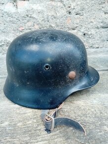 Německé helmy, přilby - 2