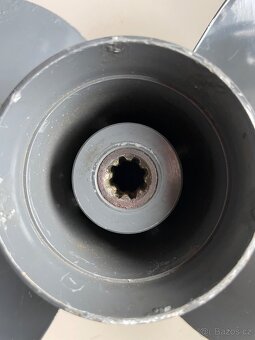Prodam lodni vrtuli Honda Bf 8-20 - 2