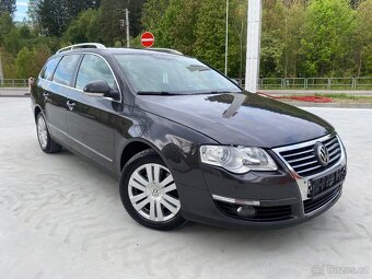 Volkswagen Passat Variant 2.0 TDI Highline - 2
