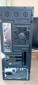 Zachovalý starší PC na běžné používaní s OS Fedora 42 - 2