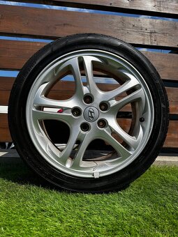 Alu kola 5x114.3 R17 s letnim pneu (P36) - 2