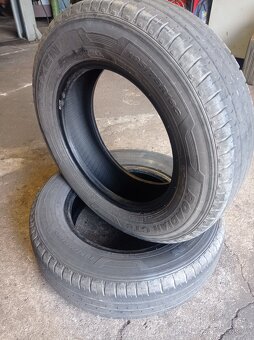 Pneu 195/75 R16 C - 2