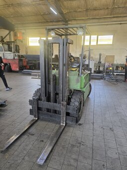 VZV CLARK 2,5t - 2