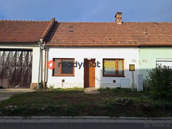 Prodej rodinného domu 75 m2, kvelbený sklep, stodola, Bzenec - 2