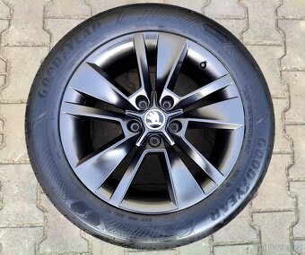 Alu kola originál Škoda Karoq 5x112 R17 Triton - 2