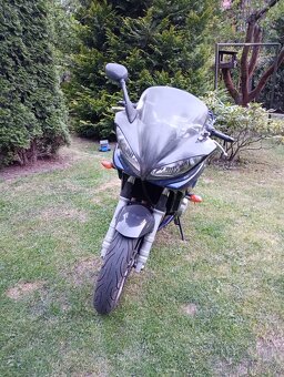 Yamaha FZ6 Fazer - 2