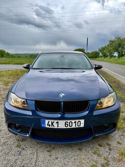 BMW E90 325i - 2