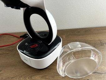 Kapslový kávovar Dolce Gusto Lumio - černobílý - 2