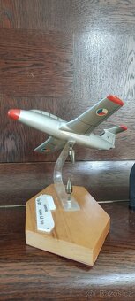 Delfín L-29 - 2