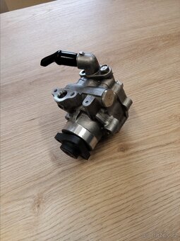 Servo čerpadlo Originál VW CRAFTER Nové - 2