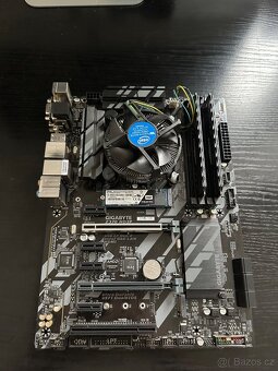 2X Intel i7 8700, Gigabyte Z370 HD3, 16 GB Ram - 2