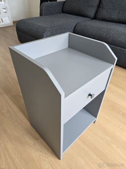Noční stolek HAUGA (Ikea) - 2