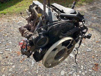 Motor Ford Transit 2.4 TD 92 kW DOFA - 2