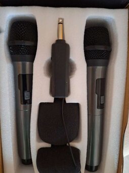 Bezdrátové mikrofony aktualizuje frekvenci UHF - 2