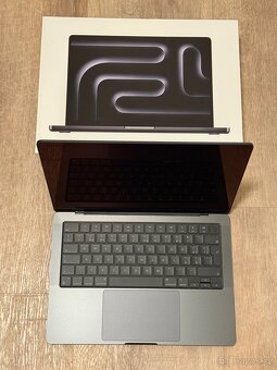 14’ MacBook Pro s čipem Apple M4 Pro 512GB úložiště - 2