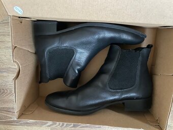 Dámské kožené kotníkové Chelsea boty Tamaris 40 - 2
